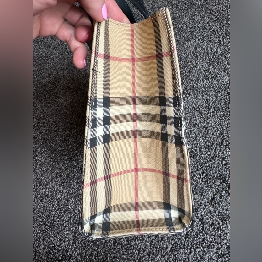 Burberry vintage small tote - Picture 7 of 14